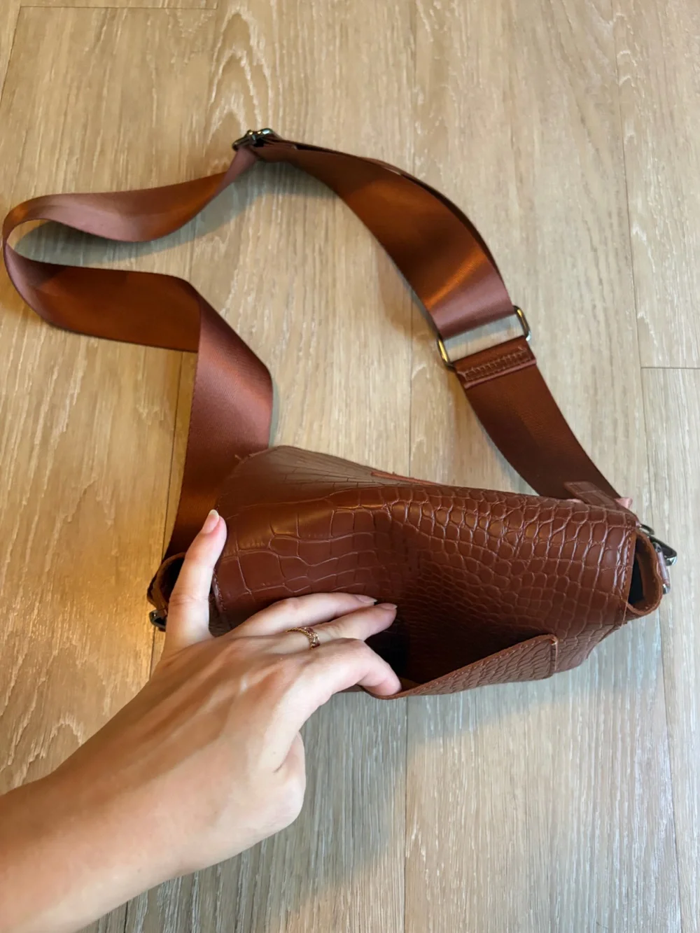 Brown Croc-Embossed Crossbody Bag